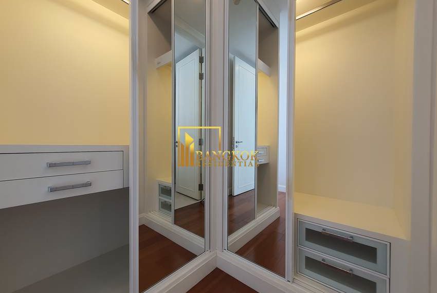 2 bed condo chidlom Q Langsuan 2803 image-12