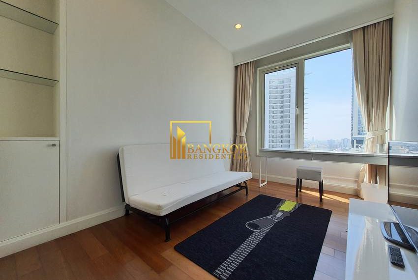2 bed condo chidlom Q Langsuan 2803 image-14