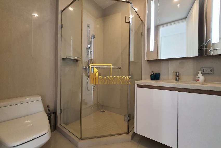 2 bed condo chidlom Q Langsuan 2803 image-16