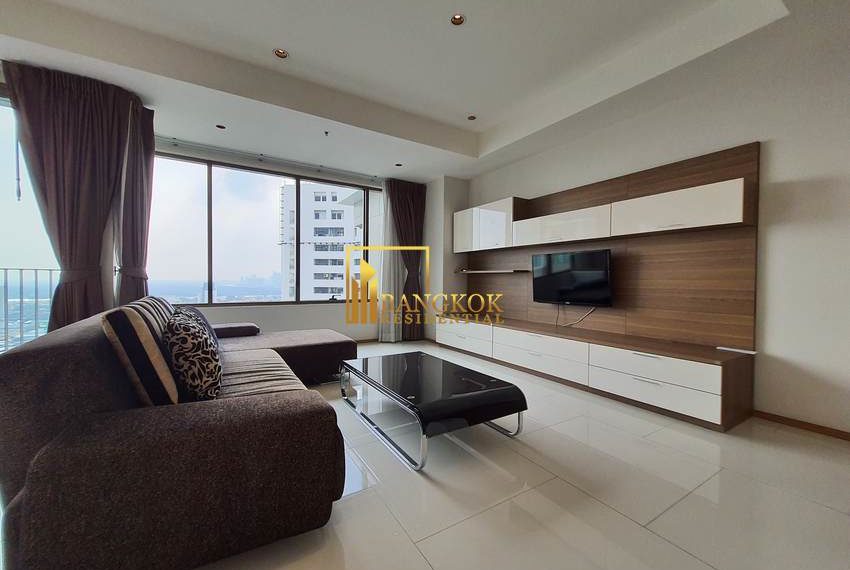 2 bed condo for rent phrom phong Emporio Place 5527 image-03