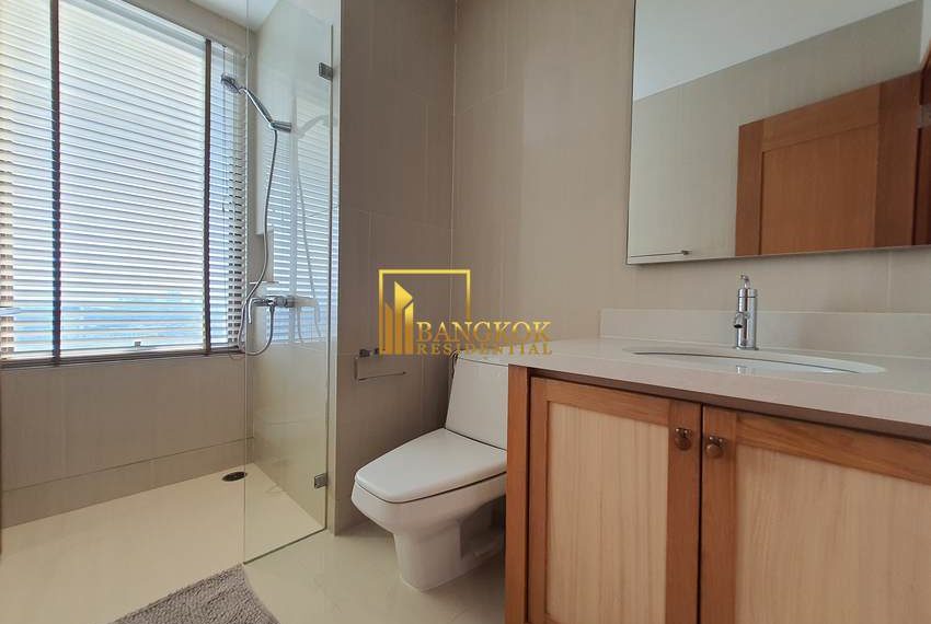 2 bed condo for rent phrom phong Emporio Place 5527 image-13