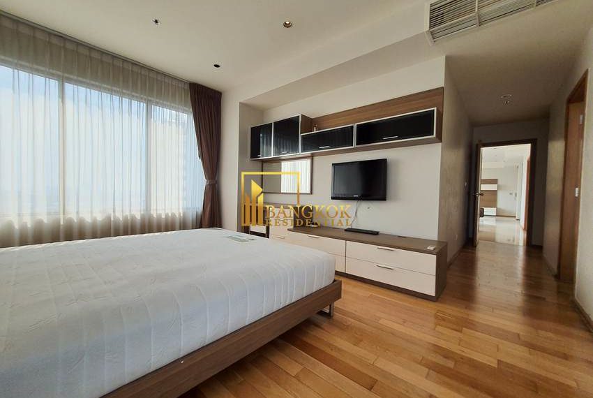 2 bed condo for rent phrom phong Emporio Place 5527 image-16