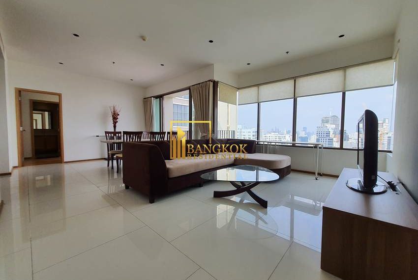 2 bed for rent phrom phong Emporio Place 5542 image-01