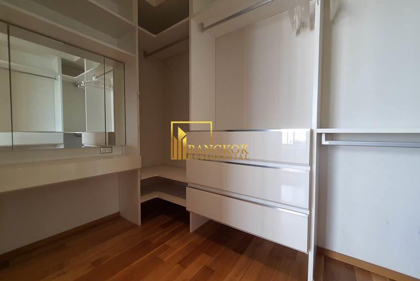 2 bed for rent phrom phong Emporio Place 5542 image-14