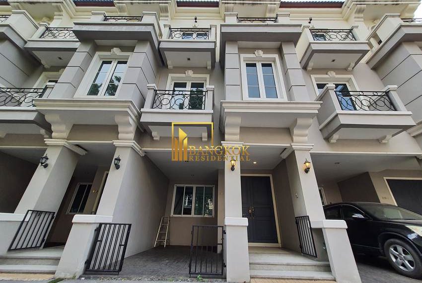 2 bed town home for rent asoke Inhome Luxury Residence 8813 image-01