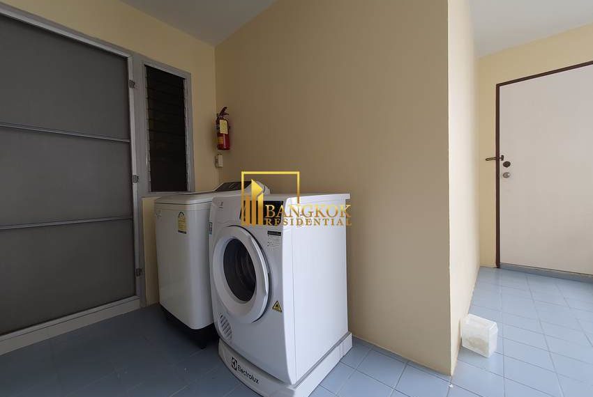 3 bed asoke apartment G P Grande Tower 0309 image-09