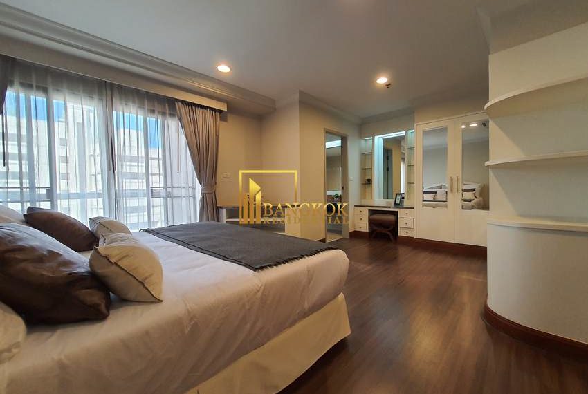 3 bed asoke apartment G P Grande Tower 0309 image-12