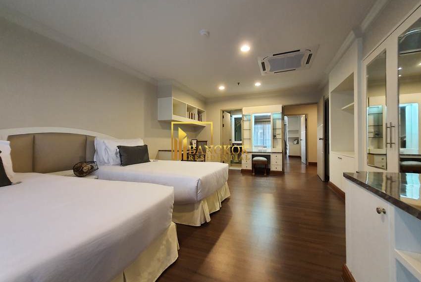 3 bed asoke apartment G P Grande Tower 0309 image-19