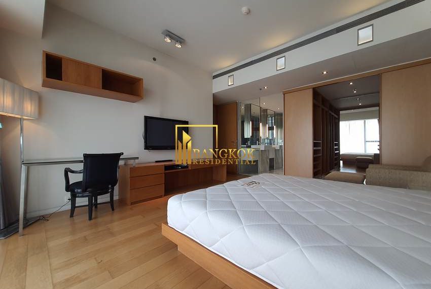 3 bed for rent sathorn The Met 13711 image-12