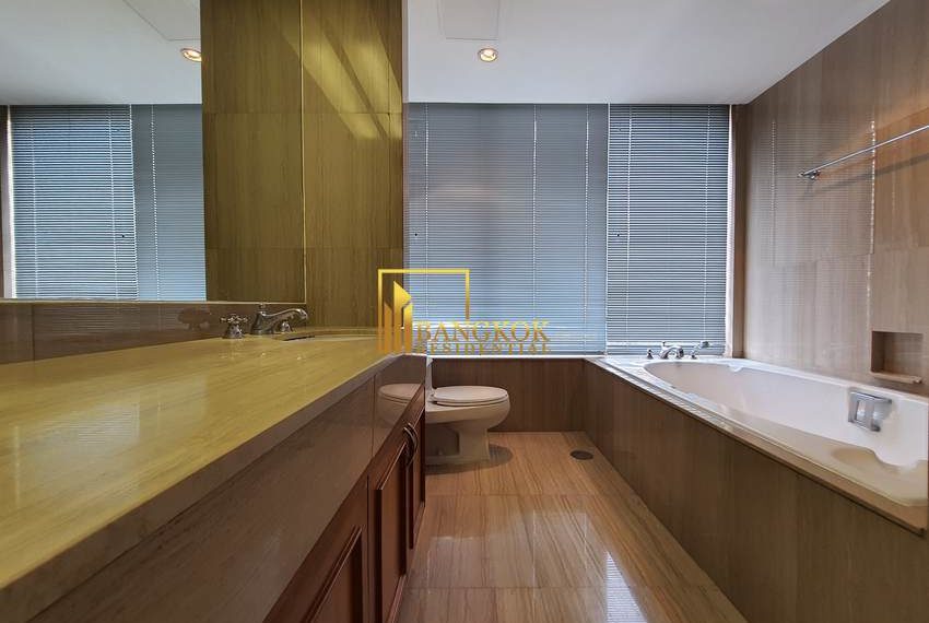 3 bedroom corner unit for rent Langsuan Ville 14402 image-23