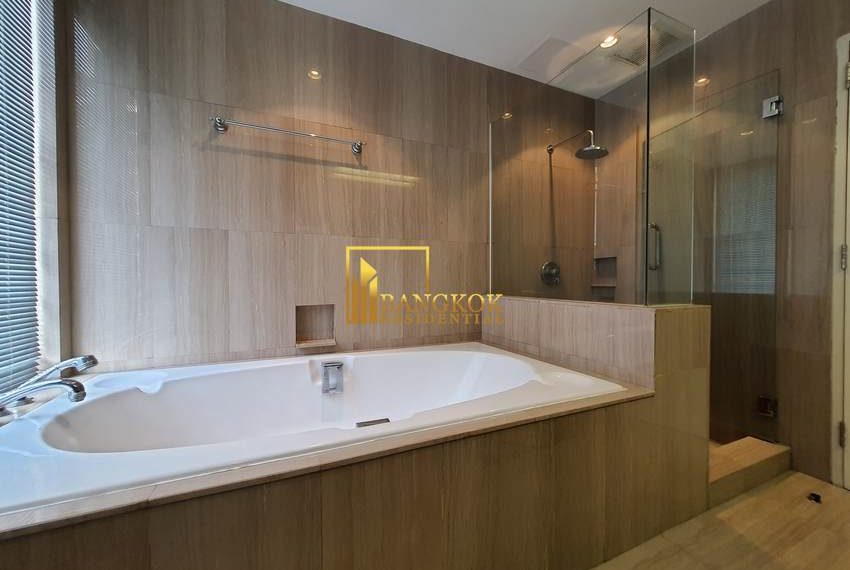 3 bedroom corner unit for rent Langsuan Ville 14402 image-24