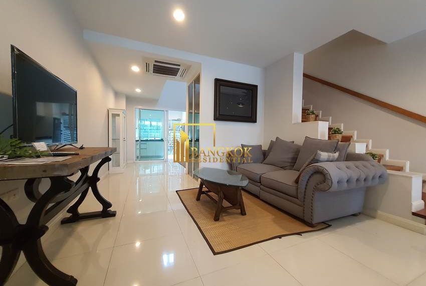 Inhome Luxury Residence 3 bedroom townhouse for rent in asoke 8812 image-03