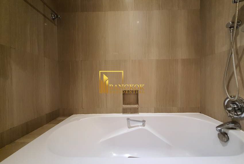 renovated 2 bed condo for rent Langsuan Ville 14393 image-13