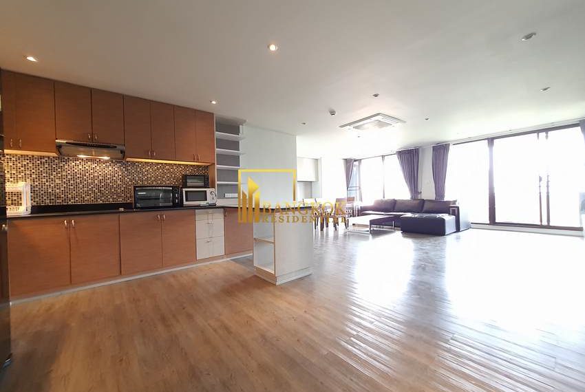 renovated 4 bed condo for rent sukhumvit 43 Acadamia Grand Tower 14433 image-01