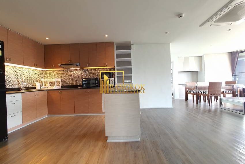 renovated 4 bed condo for rent sukhumvit 43 Acadamia Grand Tower 14433 image-02