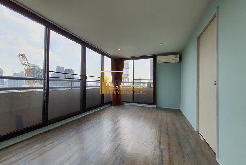 renovated 4 bed condo for rent sukhumvit 43 Acadamia Grand Tower 14433 image-16