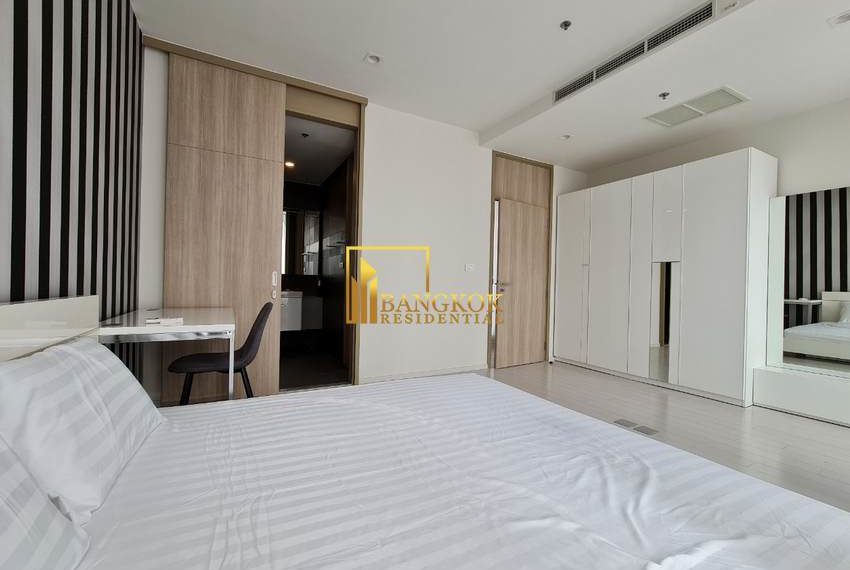 2 bedroom condo for rent Noble Ploenchit 9057 image-09
