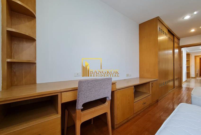 3 bed condo for rent sukhumvit 39 Royal Castle 9587 image-17