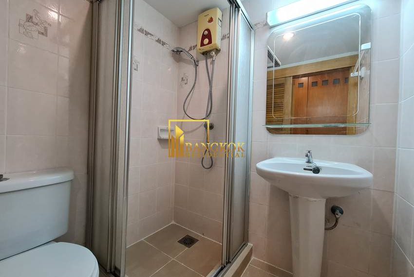 3 bed condo for rent sukhumvit 39 Royal Castle 9587 image-18