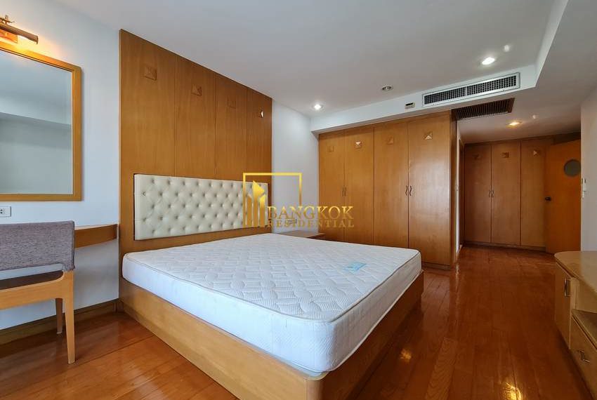 3 bed condo for rent sukhumvit 39 Royal Castle 9587 image-20