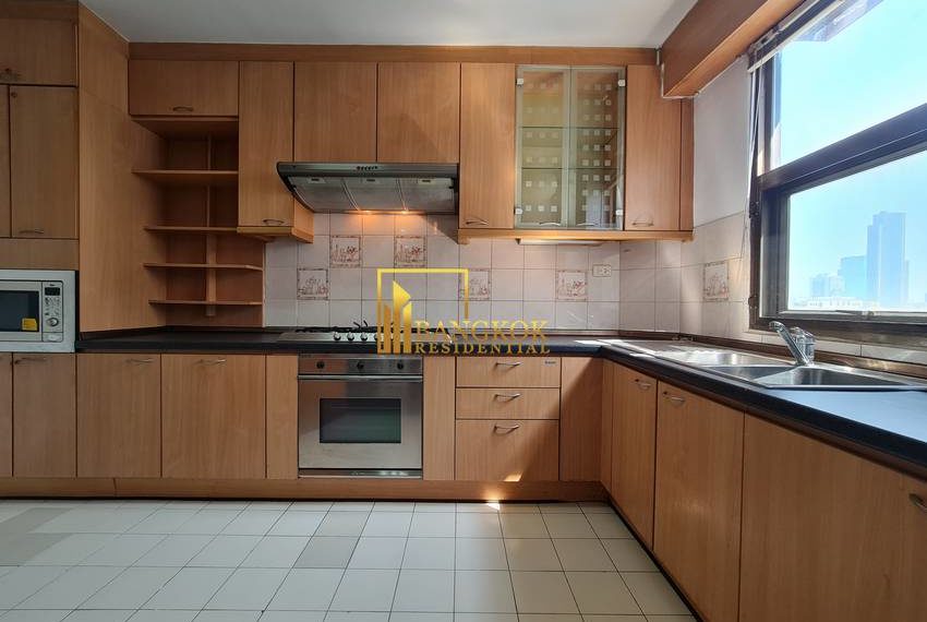 3 bed for rent U & I Mansion sukhumvit 20773 image-05