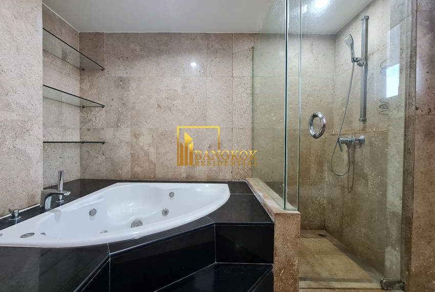 3 bed for rent U & I Mansion sukhumvit 20773 image-12