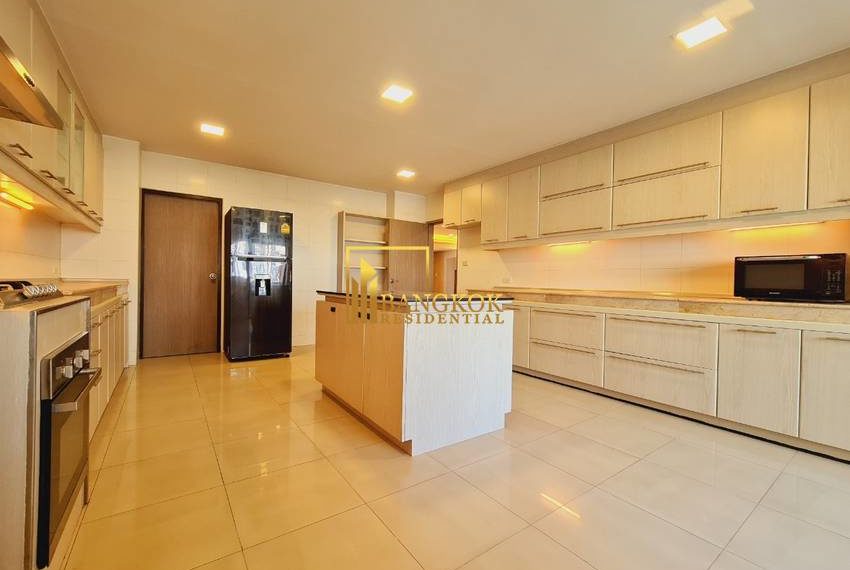 3 bed sukhumvit apartment Mitr Mansion 20319 image-10