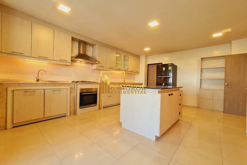 3 bed sukhumvit apartment Mitr Mansion 20319 image-11