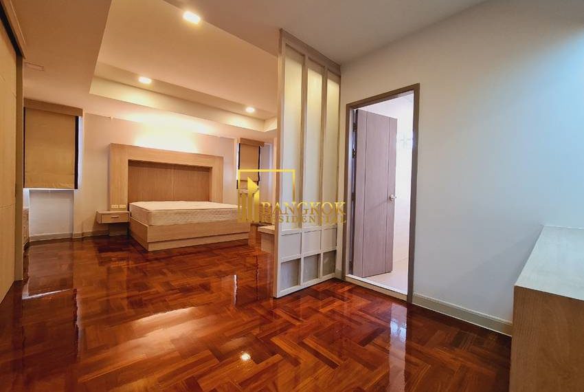 3 bed sukhumvit apartment Mitr Mansion 20319 image-21