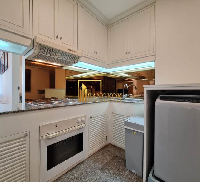 3 bedroom renovated condo for rent Baan Suanpetch 6814 image-02