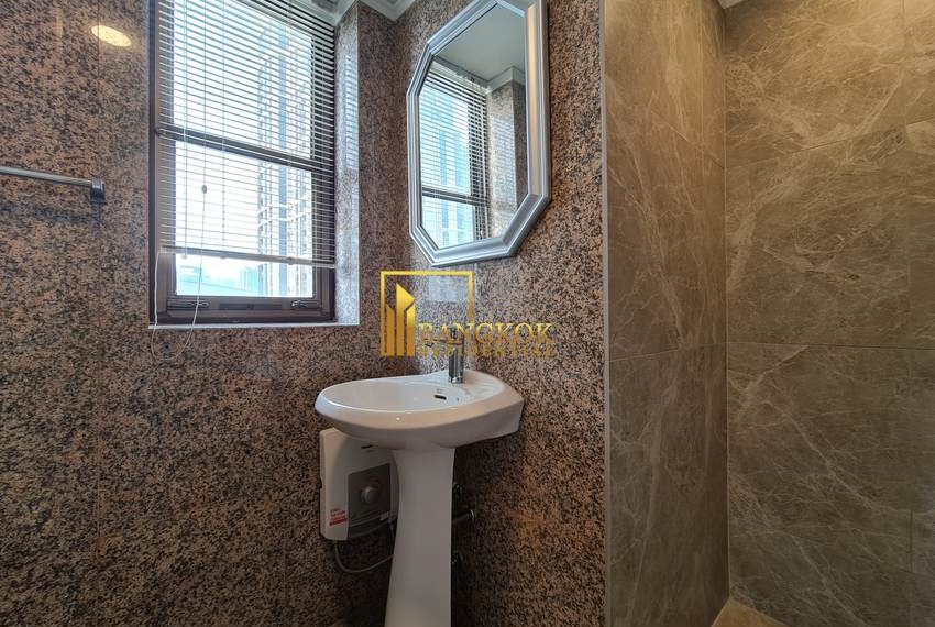 3 bedroom renovated condo for rent Baan Suanpetch 6814 image-17
