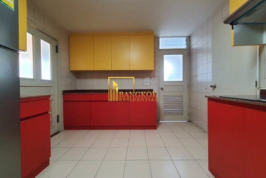pet friendly 3 bed for rent President Park 14460 image-09