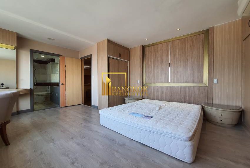 pet friendly 3 bed for rent President Park 14460 image-10