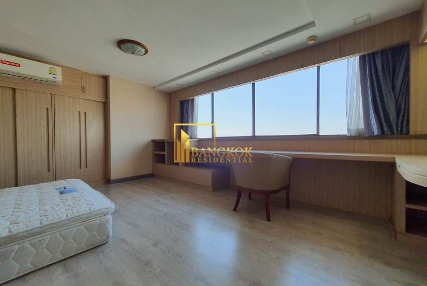 pet friendly 3 bed for rent President Park 14460 image-11
