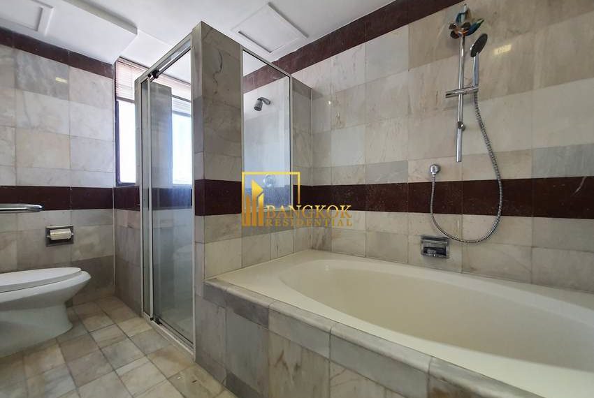 pet friendly 3 bed for rent President Park 14460 image-13