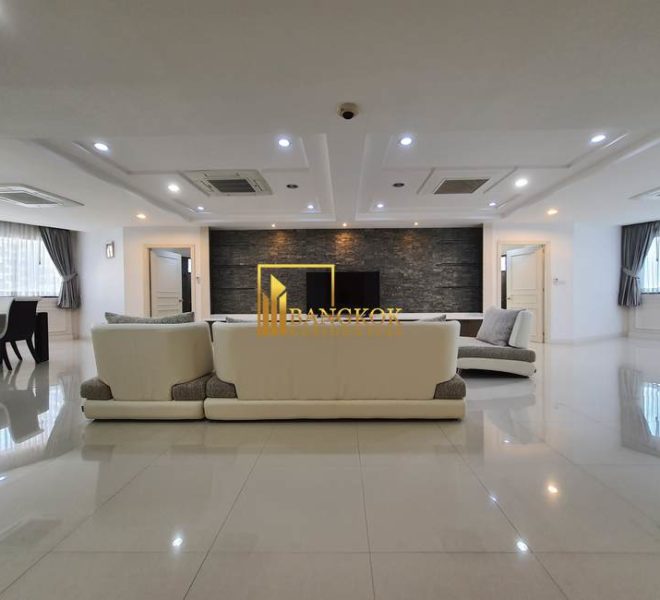 renovated 3 bed corner unit fior rent President Park 11001 image-01