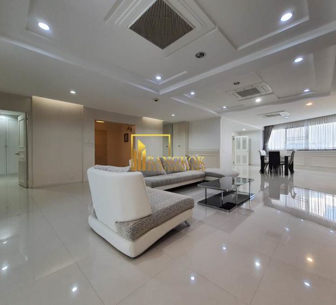 renovated 3 bed corner unit fior rent President Park 11001 image-05