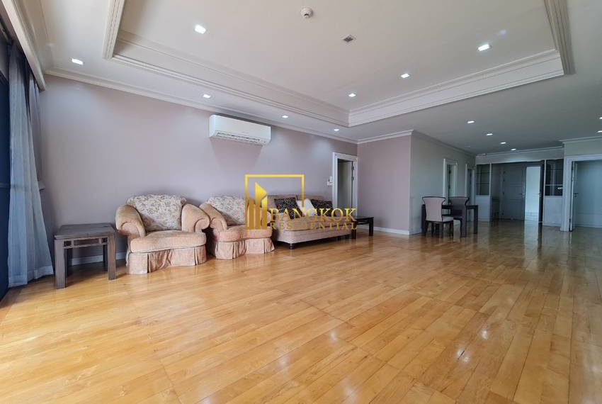 renovated 3 bed for rent Tower Park 5902 image-04
