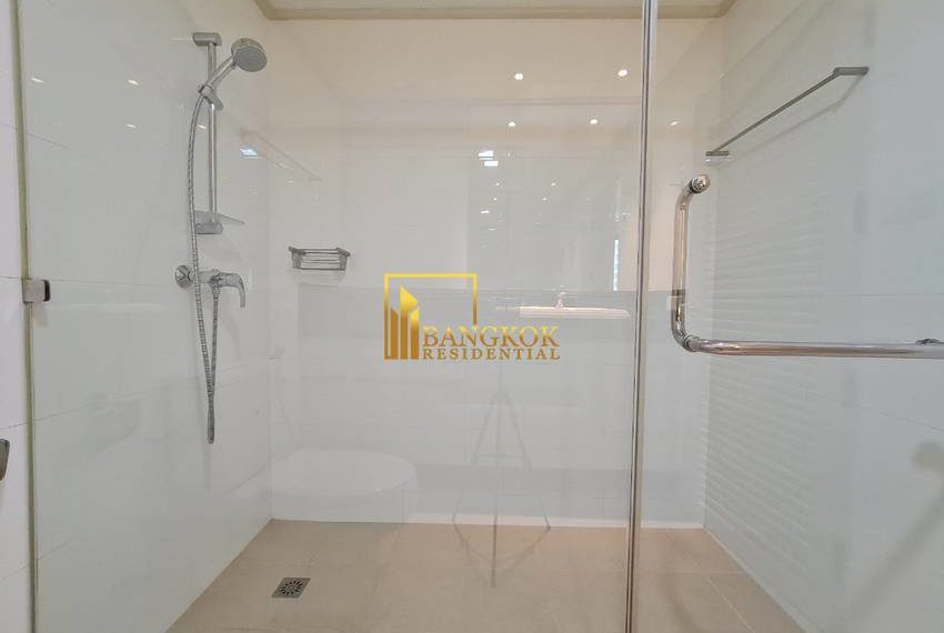 renovated 3 bed for rent Tower Park 5902 image-23