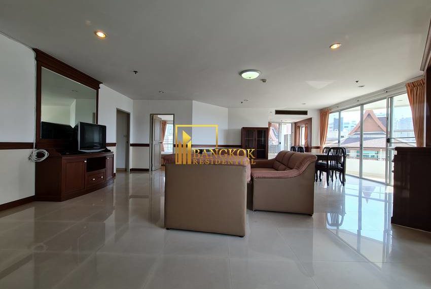 2 bed for rent P.W.T Mansion 0832 image-02