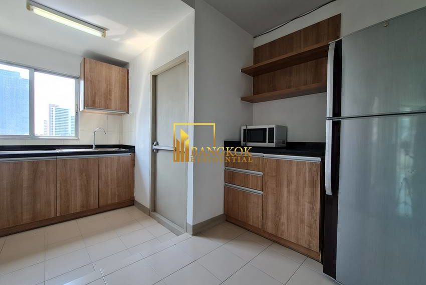 2 bed for rent P.W.T Mansion 0832 image-06