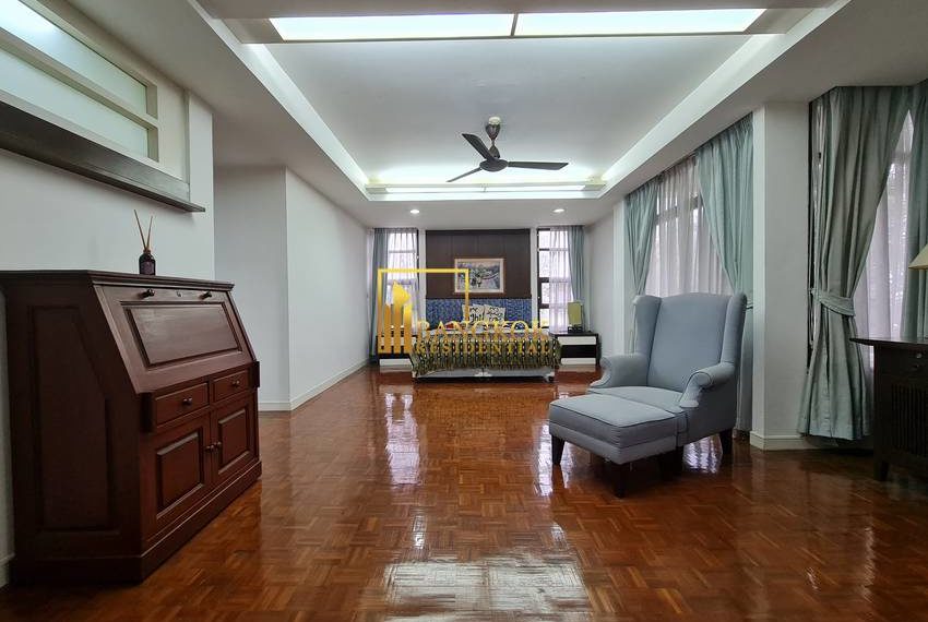 3 bed apartment Neo Aree Court 20791 image-07