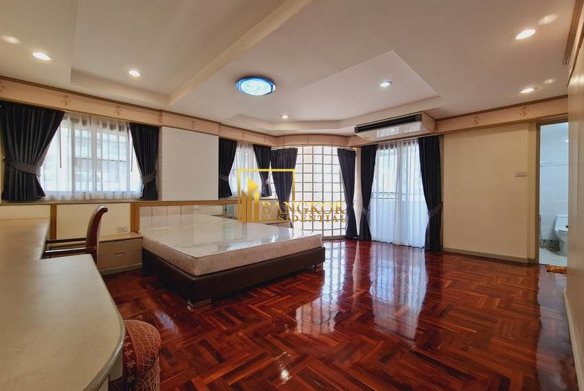 3 bed for rent DH Grand Tower 20788 image-10