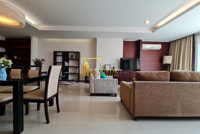 3 bed serviced apartment Piyathip Place 7130 image-03
