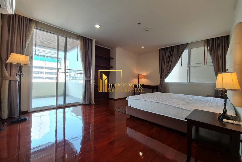 3 bed serviced apartment Piyathip Place 7130 image-20