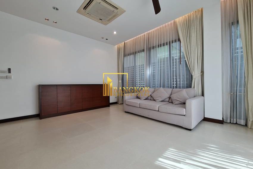 Luxury house for rent sukhumvit Willow 49 27746 image-01