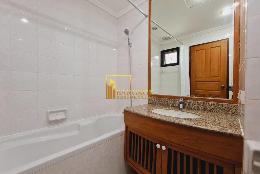 Nida Thonglor Apartment 20333 image-16