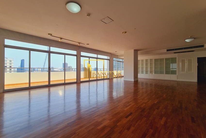 3 bed apartment Krungthep Thani Tower 20789 image-02