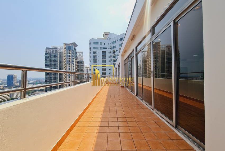 3 bed apartment Krungthep Thani Tower 20789 image-04
