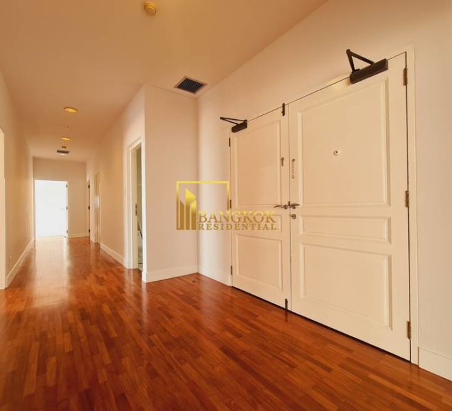 3 bed apartment Krungthep Thani Tower 20789 image-06